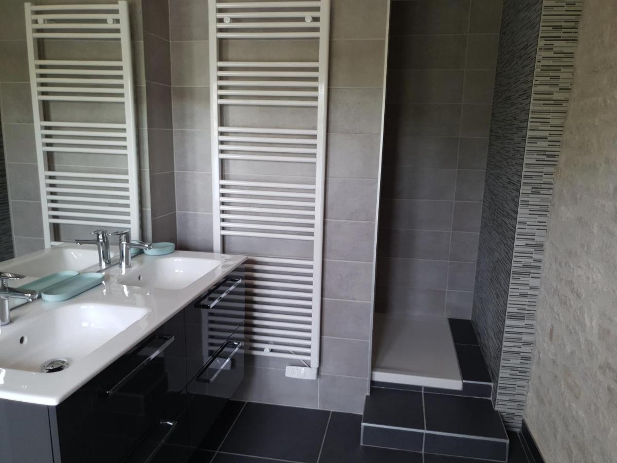 La Cour Saint Louis Bed & Breakfast Castelnau-Montratier ภายนอก รูปภาพ