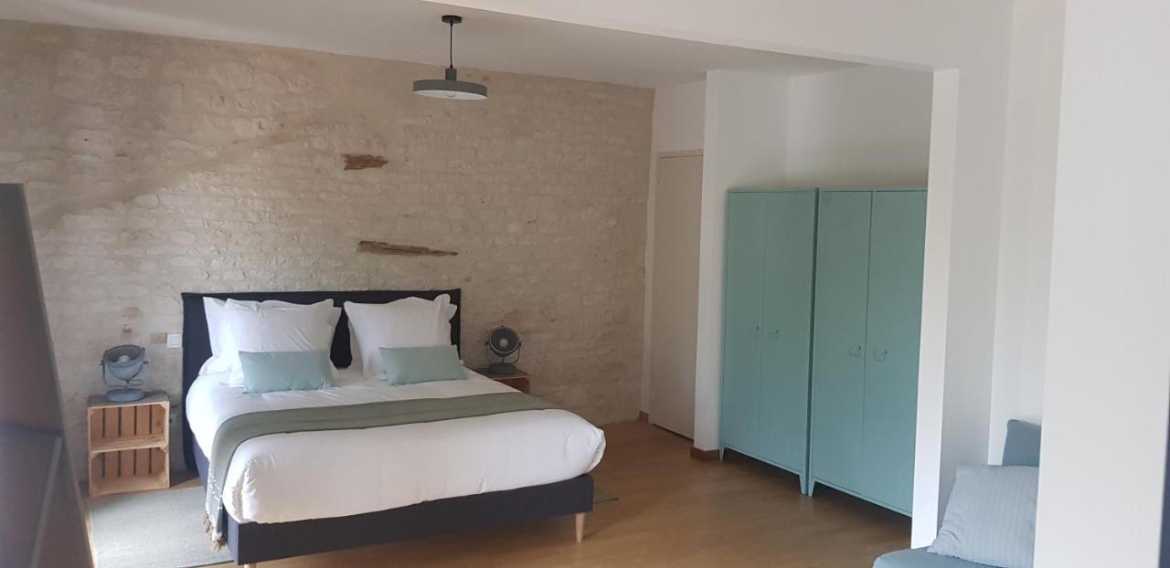 La Cour Saint Louis Bed & Breakfast Castelnau-Montratier ภายนอก รูปภาพ