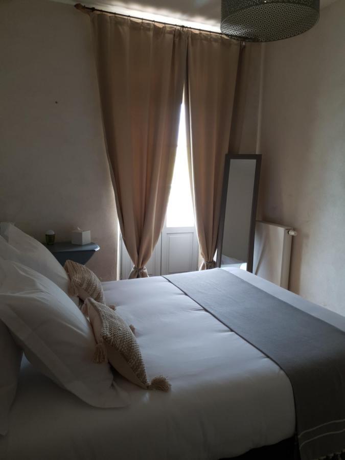La Cour Saint Louis Bed & Breakfast Castelnau-Montratier ภายนอก รูปภาพ