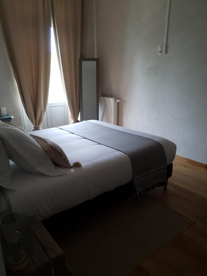 La Cour Saint Louis Bed & Breakfast Castelnau-Montratier ภายนอก รูปภาพ