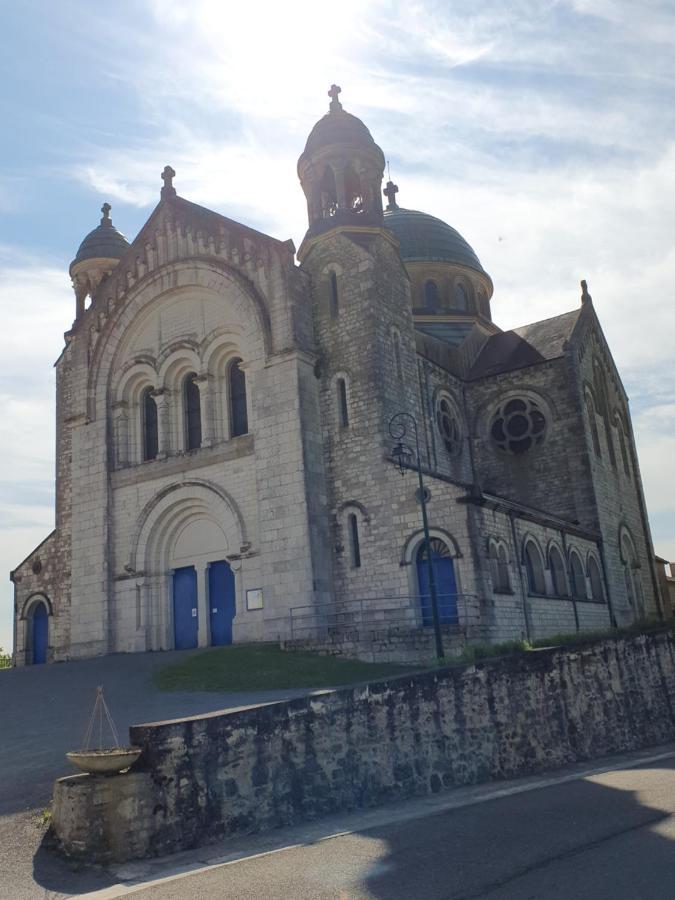 La Cour Saint Louis Bed & Breakfast Castelnau-Montratier ภายนอก รูปภาพ