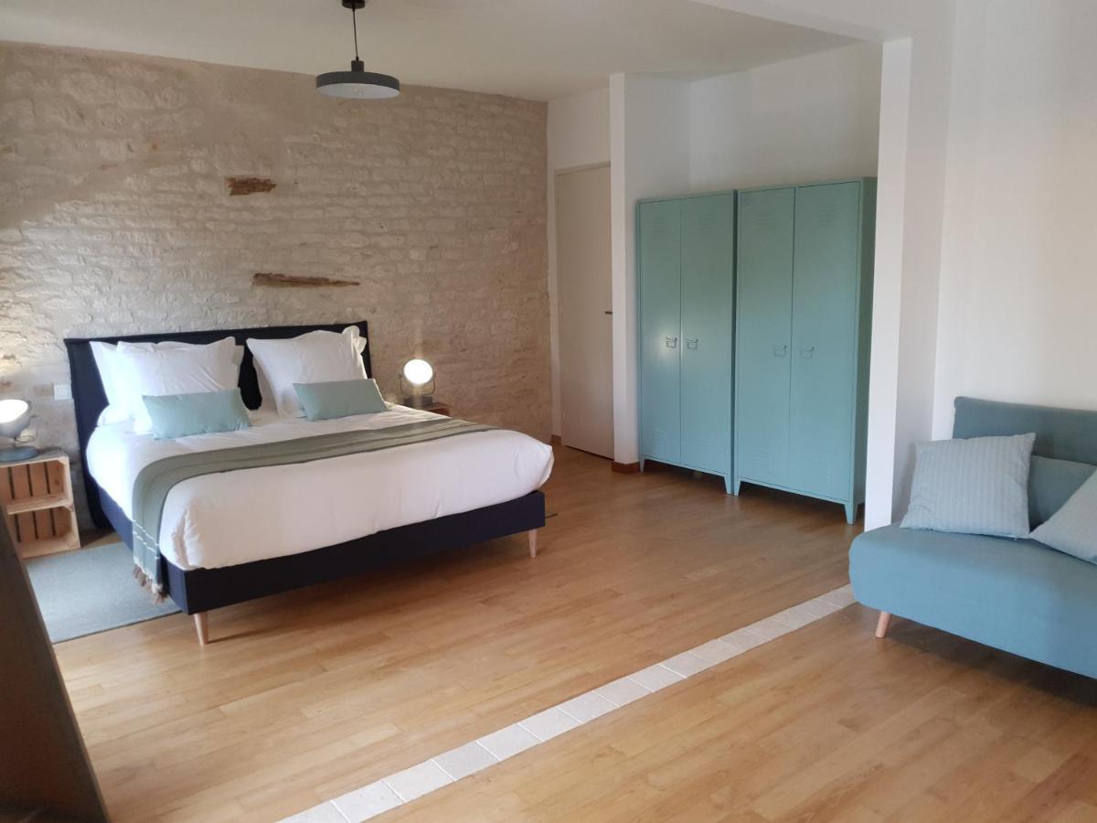 La Cour Saint Louis Bed & Breakfast Castelnau-Montratier ภายนอก รูปภาพ