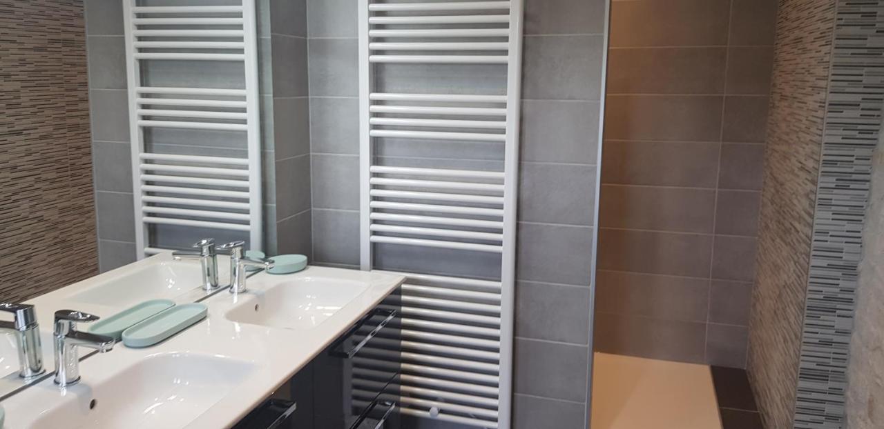 La Cour Saint Louis Bed & Breakfast Castelnau-Montratier ภายนอก รูปภาพ