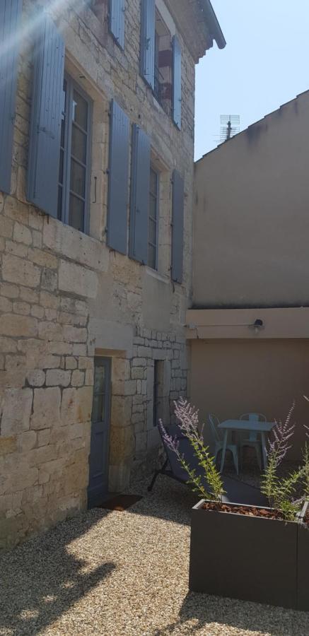 La Cour Saint Louis Bed & Breakfast Castelnau-Montratier ภายนอก รูปภาพ