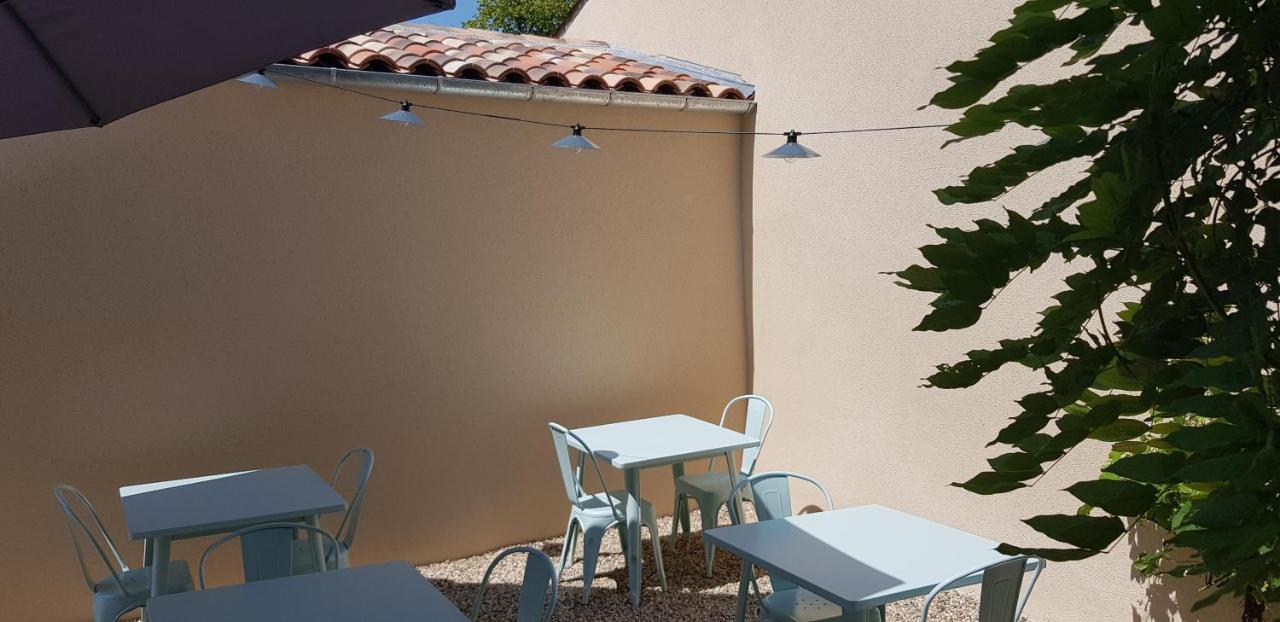 La Cour Saint Louis Bed & Breakfast Castelnau-Montratier ภายนอก รูปภาพ